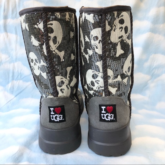 I Heart Ugg Skull Sequin Boots size 7. - Picture 6 of 15